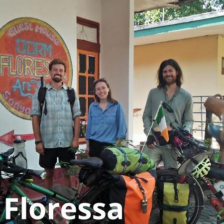 Guest House Dorm Floressa Maumere Exterior photo
